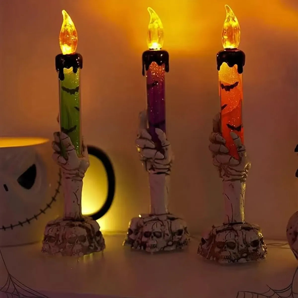 Vela Led Con Candelabro Mano Halloween Adorno Llama 21cm