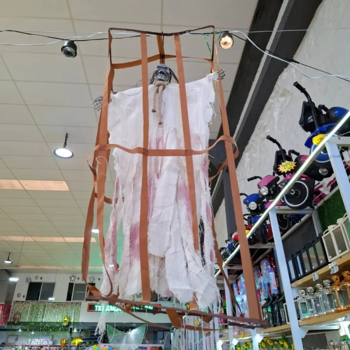 Monstruo En Jaula Colgante Halloween Decoracion Adorno