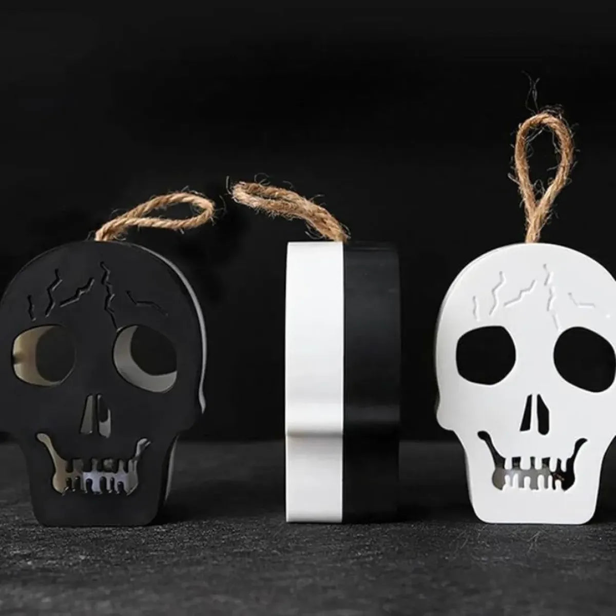 Craneo Calavera Con Luz Reversible Halloween Adorno