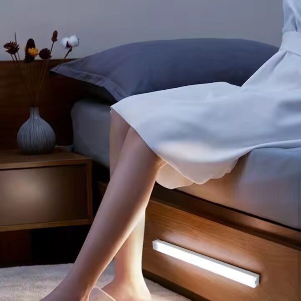 Barra de Luz LED 50 cm: Sensor de Movimiento, Recargable y 3 Modos de Luz 💡✨