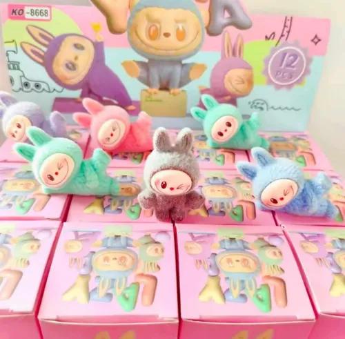 Labubu Lazy Yoga Mini Figura Coleccionable - The Monsters Art Toy Serie Tendencia 🧘‍♂️🦄