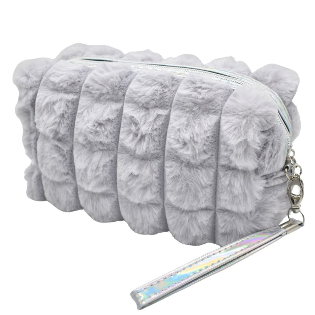 Neceser Capitoneado de Felpa Gris: Organizador Suave, Elegante y Versátil